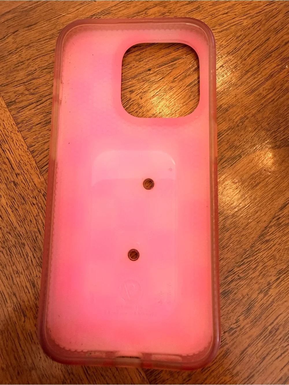 Loopy iPhone 15 pro righty pink checkered case